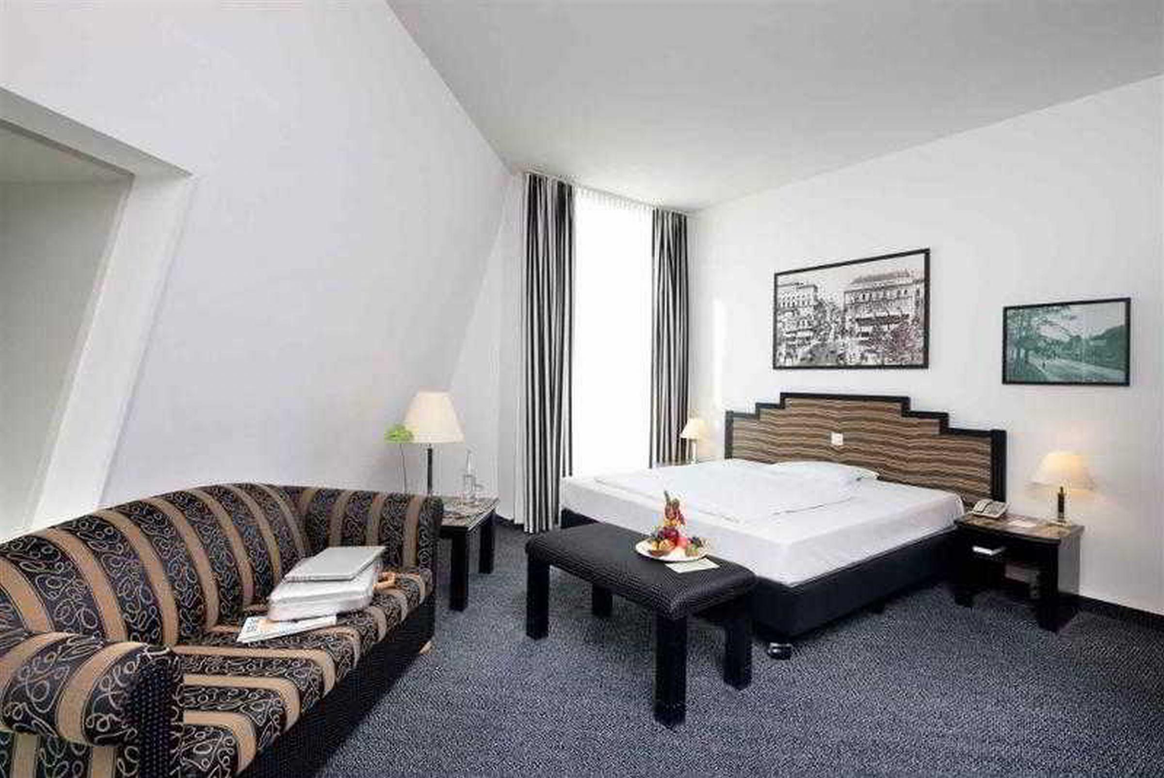 Mercure Hotel Berlin Tempelhof Экстерьер фото