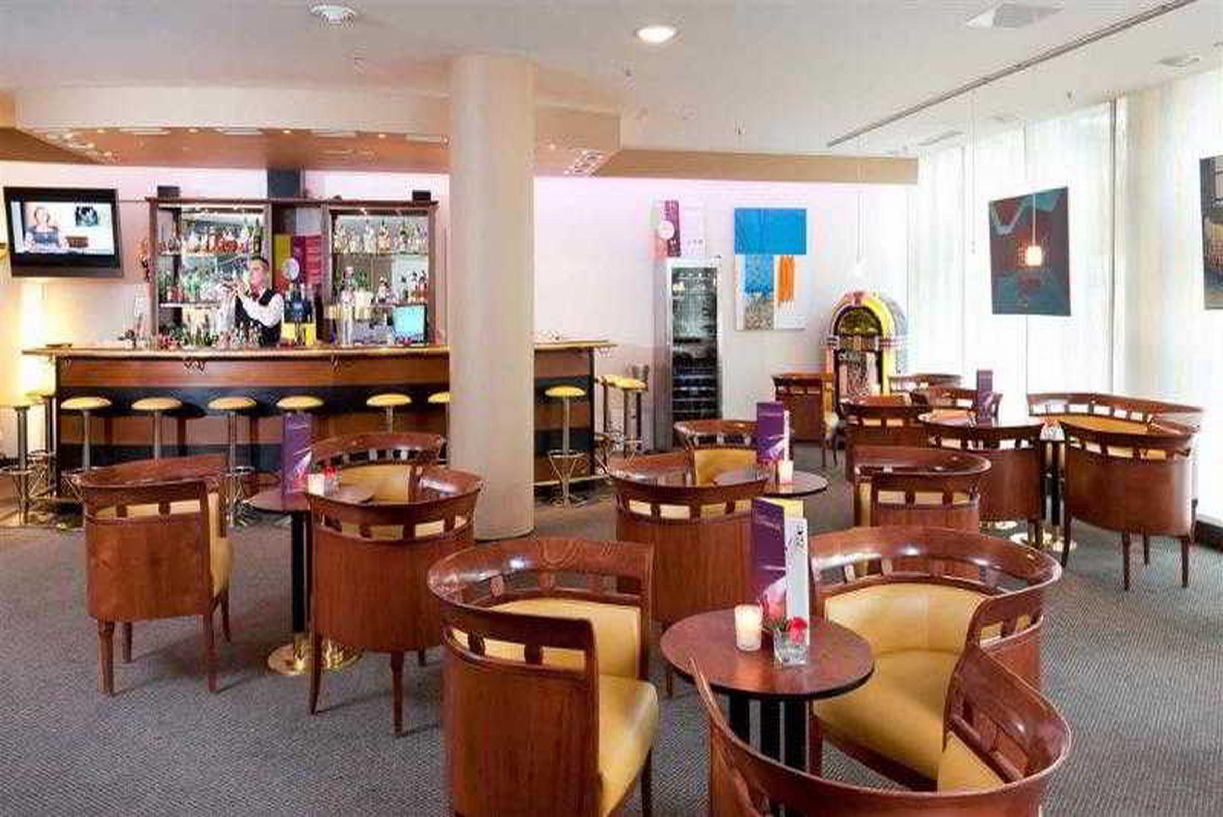 Mercure Hotel Berlin Tempelhof Экстерьер фото
