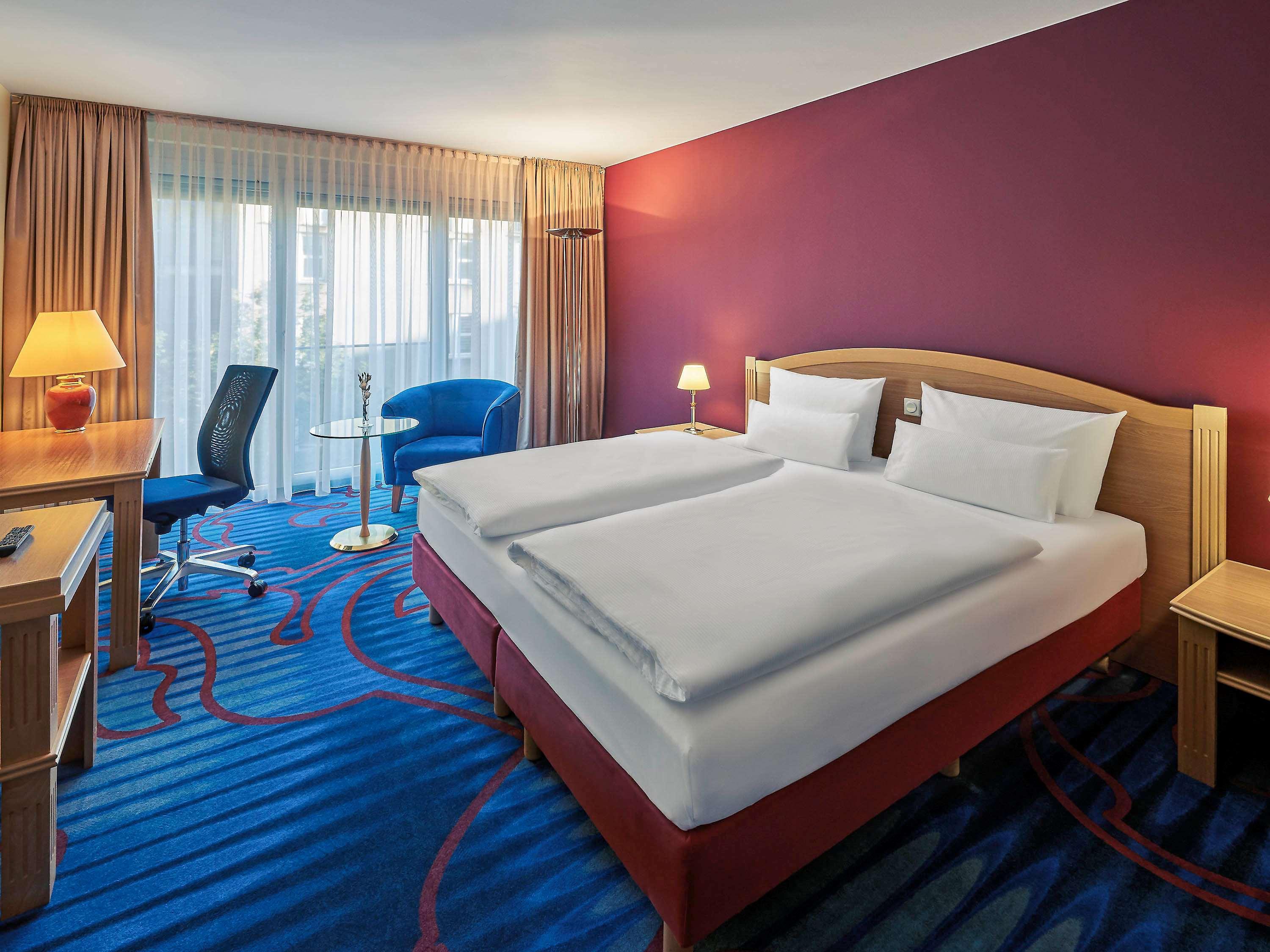Mercure Hotel Berlin Tempelhof Экстерьер фото