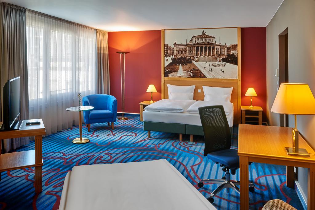 Mercure Hotel Berlin Tempelhof Экстерьер фото