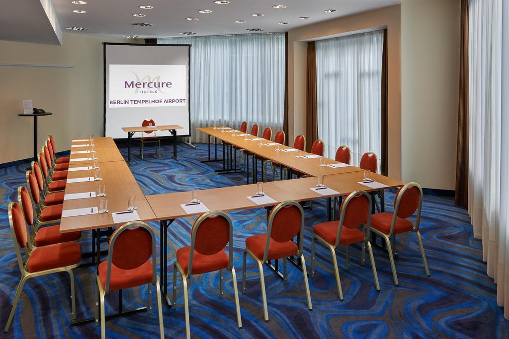 Mercure Hotel Berlin Tempelhof Экстерьер фото